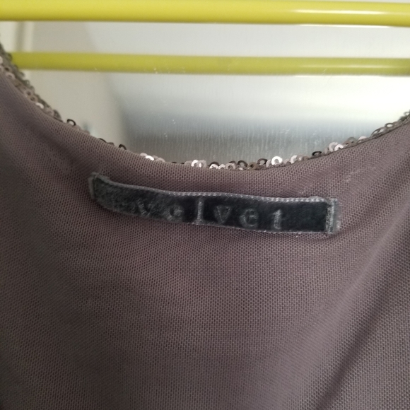 Velvet sequin top - Picture 2 of 3